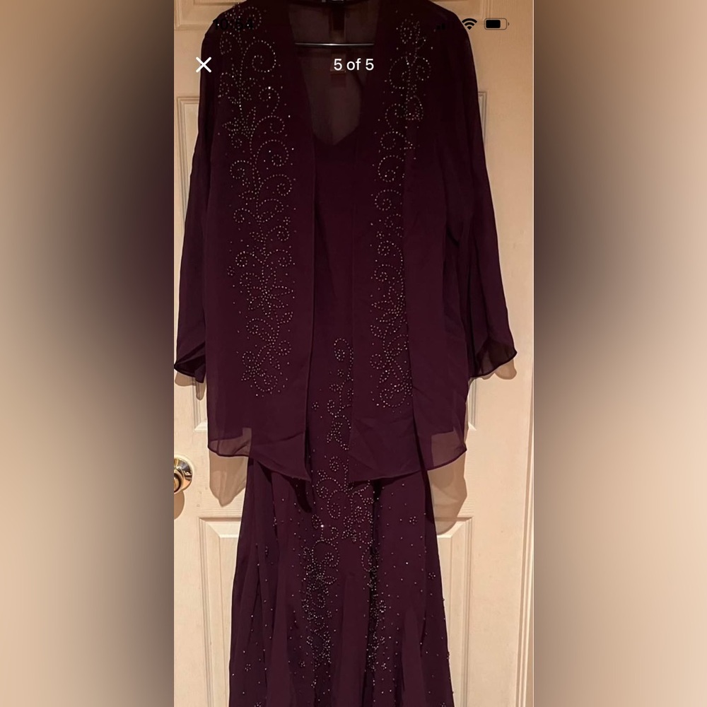 Elegant Ladies Beaded Dress, Size 16